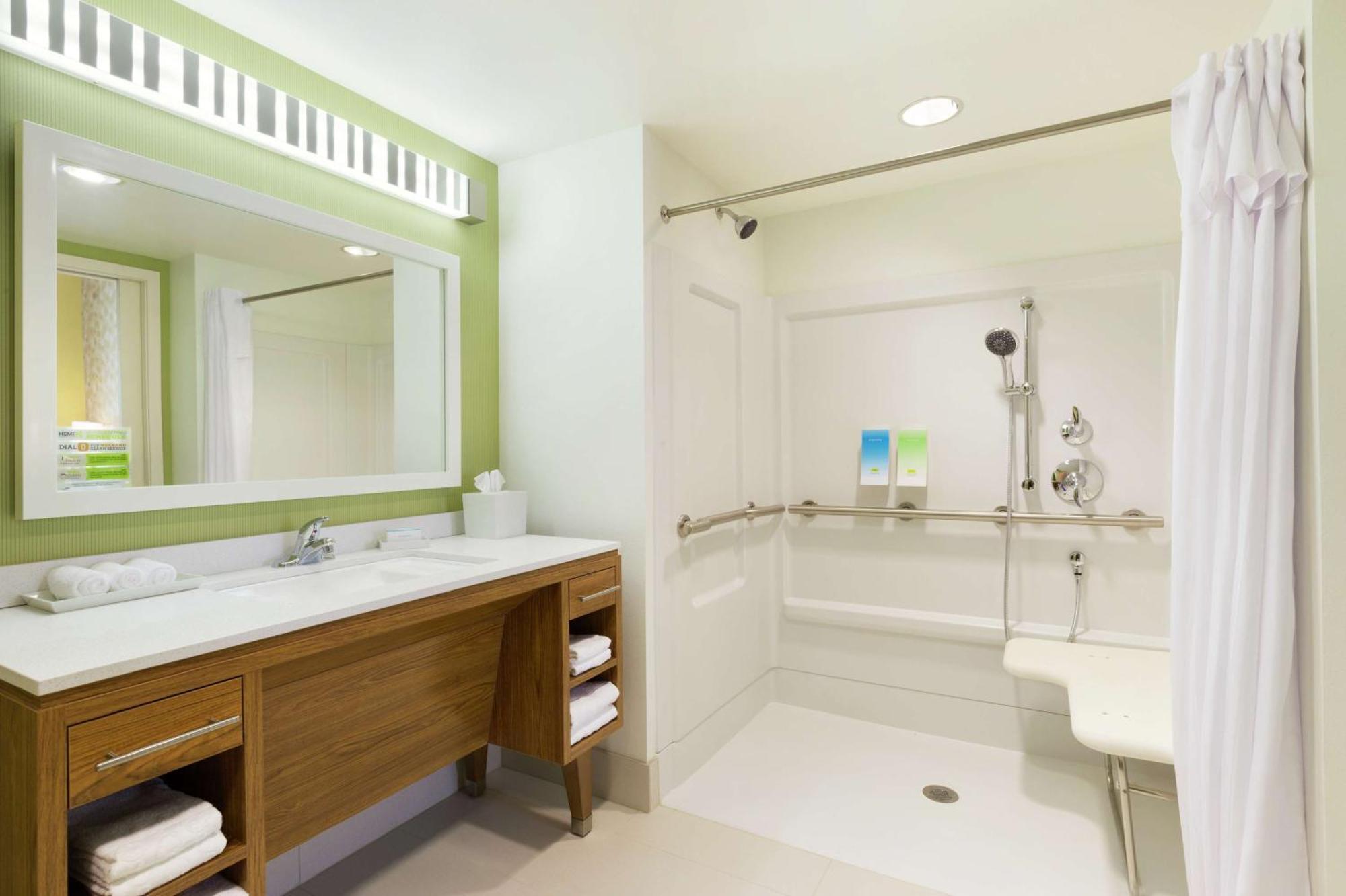 Home2 Suites By Hilton La Crosse Exterior photo